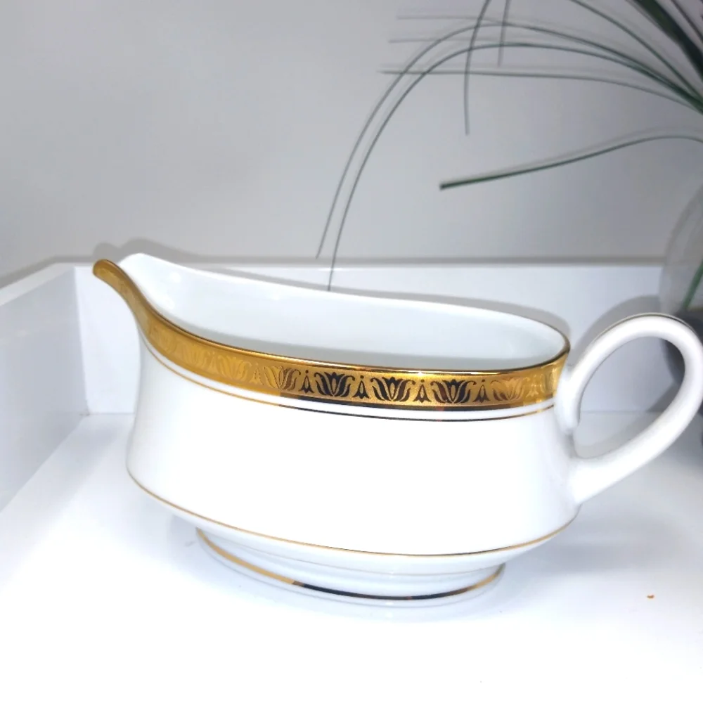 Noritake Legacy Gold 4280 Gravy Boat